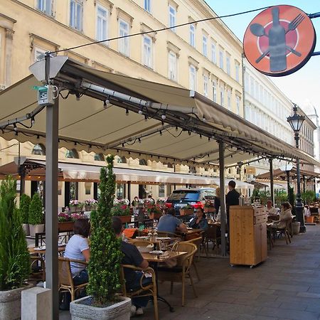 Sasone Rooms Budapeszt Zewnętrze zdjęcie